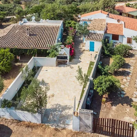 Mandorletti Essence - Private Courtyard & Nature